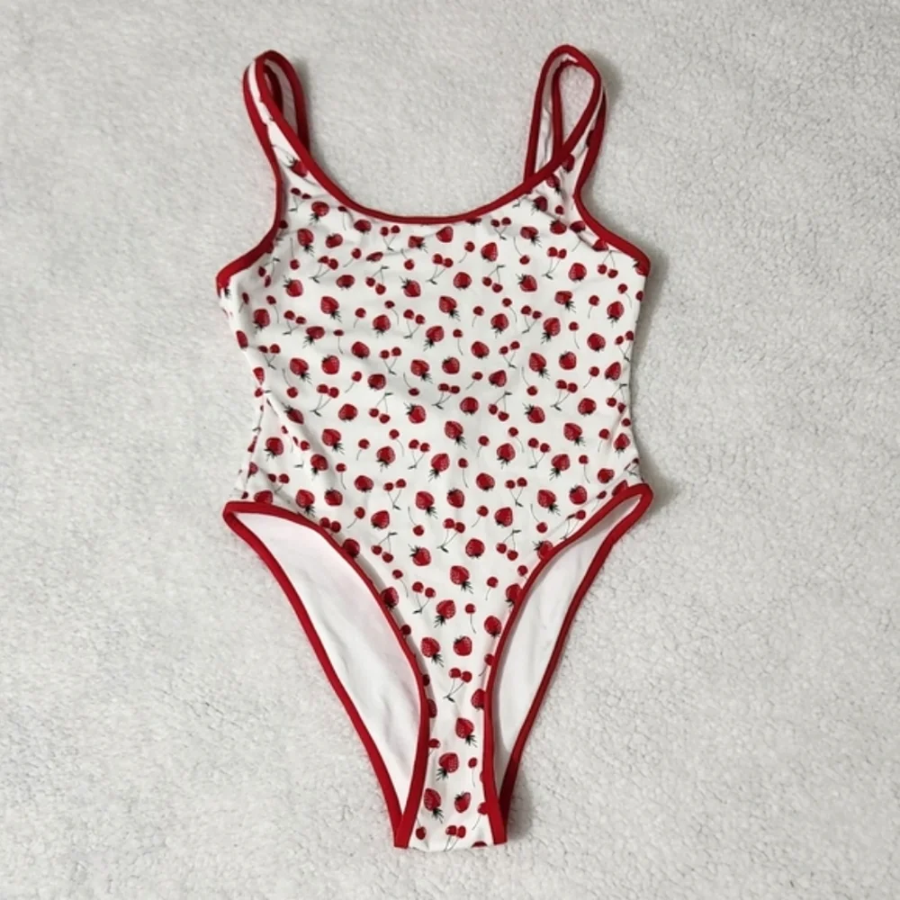 New!Frankies Bikini X Pink Marlow One Piece Swimsuit‎